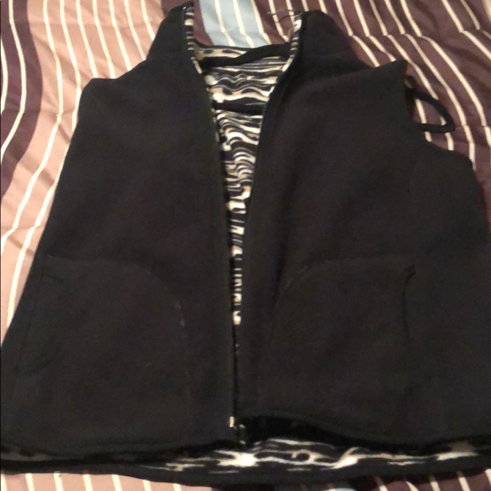 Reversible fleece vest